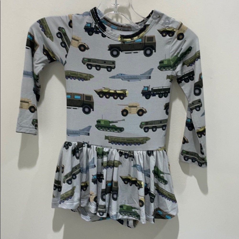 Posh peanut twirl bodysuit  cash 6-12 months